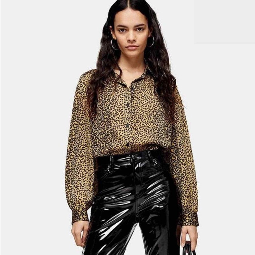TOPSHOP Animal Print Long‎ Sleeve Blouse